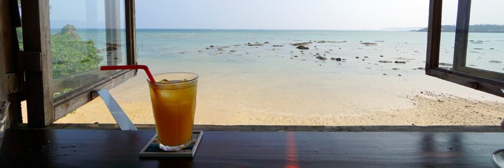 沖縄　カフェ