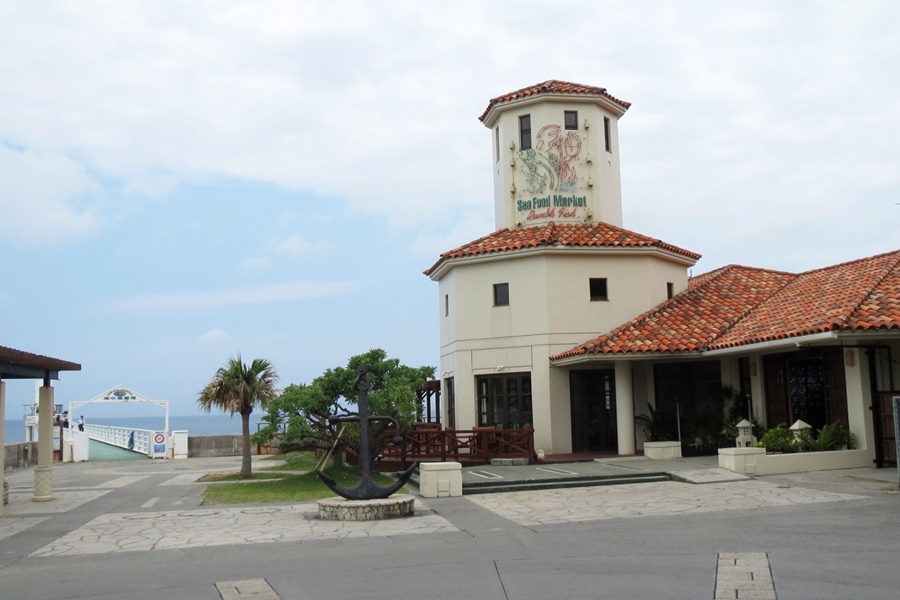 『ブセナ海中公園』海中展望塔は天然の水族館でお子様でれ出も楽しめます！