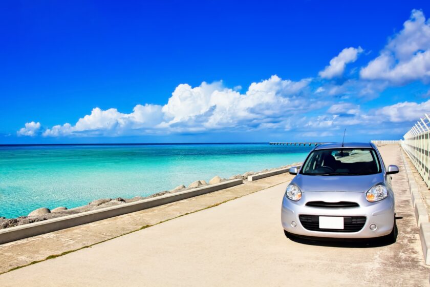 沖縄のレンタカー、最安値を探す方法！